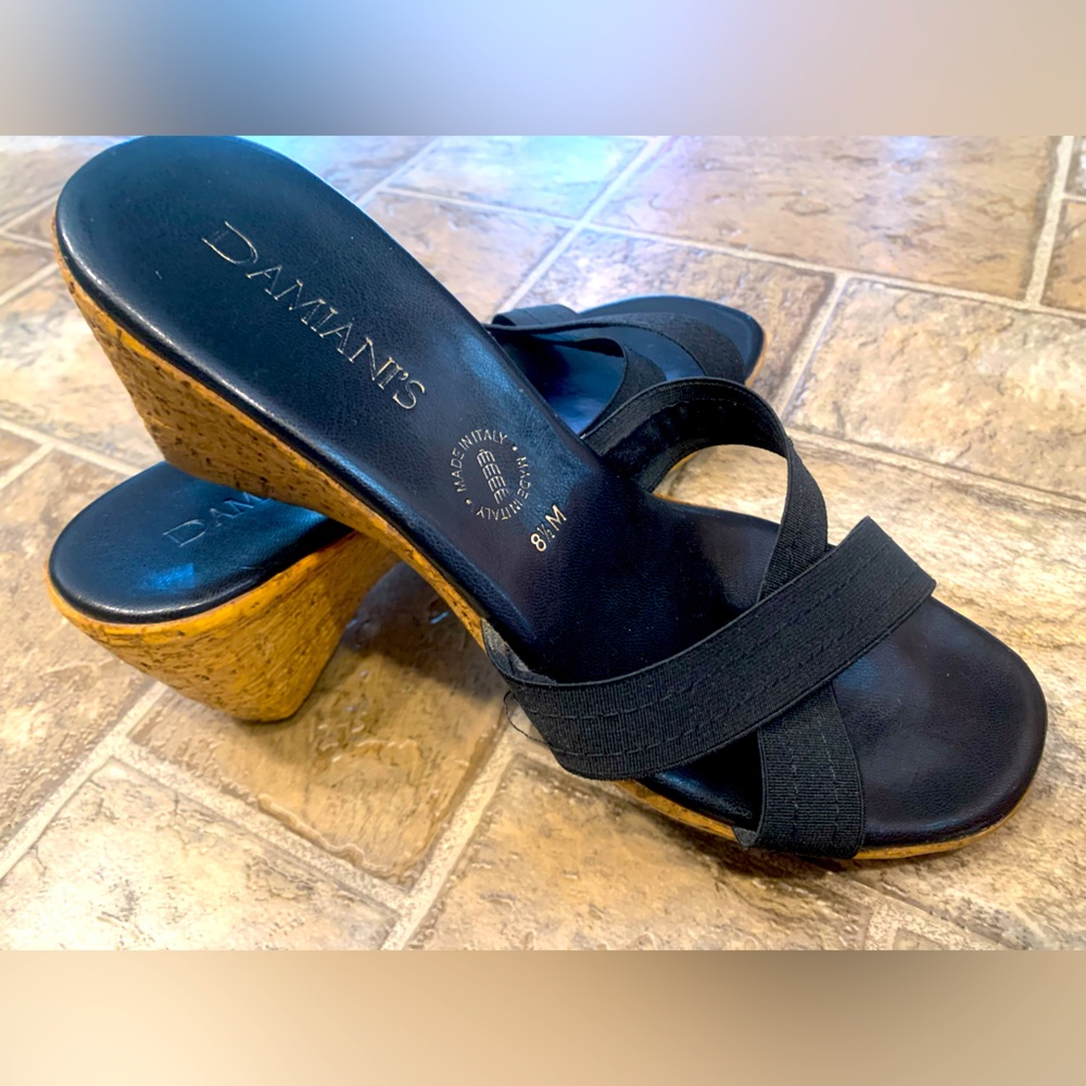 🛍️Damiani’s cork bottom Sandle,  heel.